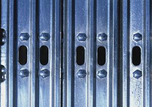 インターネット接続に対応した監視カメラの性能とは